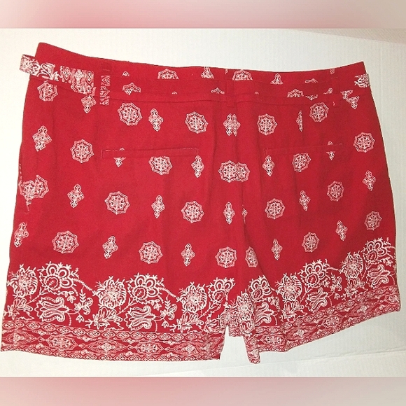 Brand New☆ANN TAYLOR☆LOFT☆Striking Red Bandana Print Women's Casual Shorts - Picture 10 of 12
